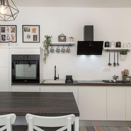Apartment Vinotoc Izola Eksteriør billede